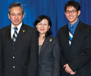 Wen-Ta Chiu; his wife, Juan; and their son, Jason, in a photo taken during the 2009 Legacy Laureate dinner at Pitt.